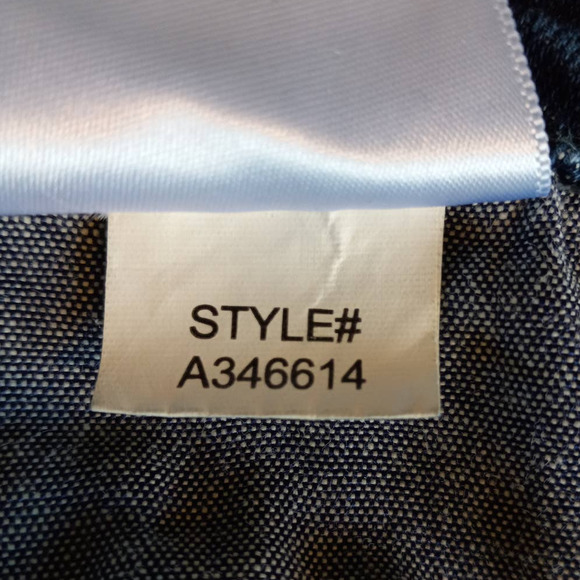 Laurie Felt | Classic Denim All-Over Floral Embroidered Slim Leg Jeans - Picture 13 of 15